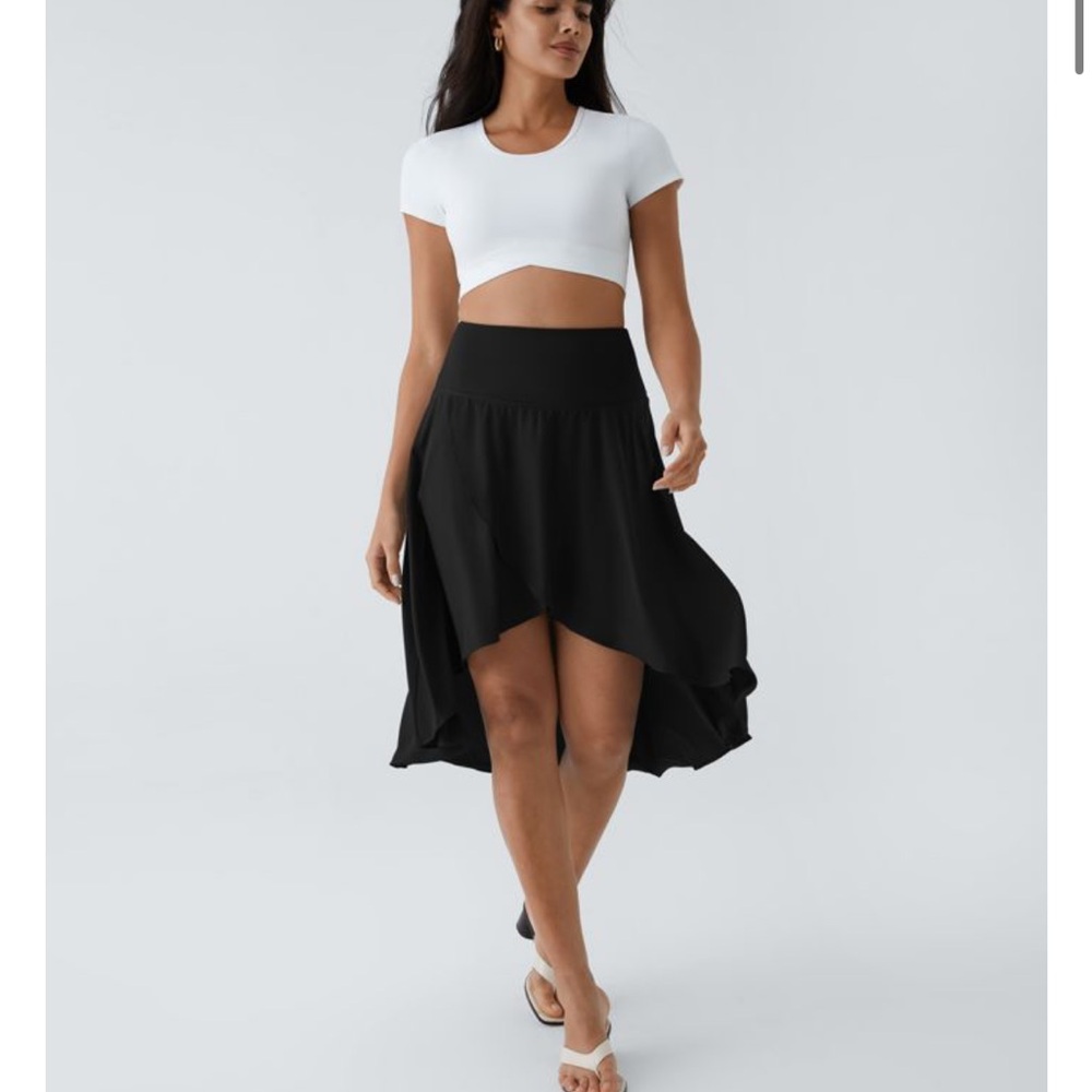 NWOT Halara Breezeful High Waisted Asymmetric High Low 2-in-1 Quick Dry Skirt XS